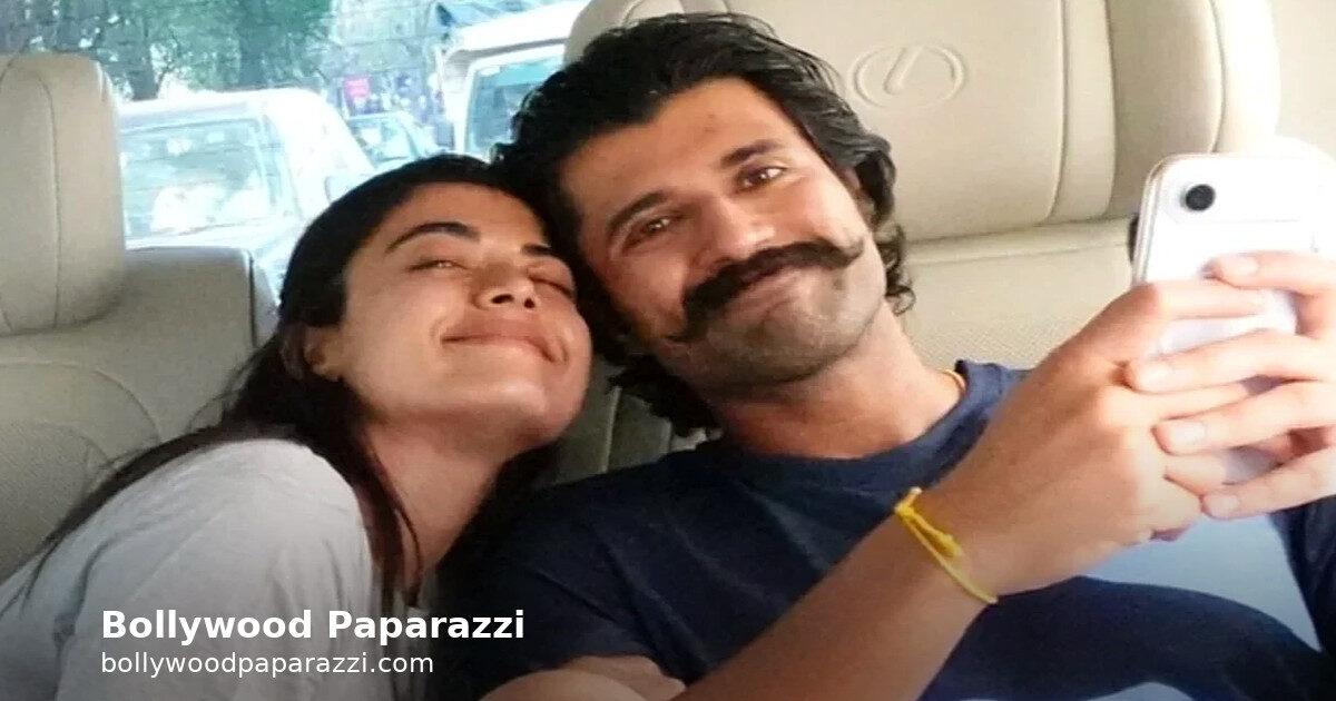 Vijay Deverakonda and Rashmika on 8 Years of Privacy